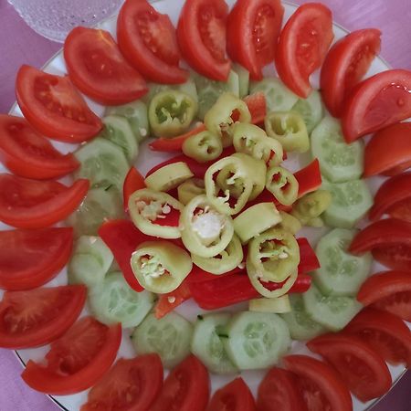 Holiday Bungalows & Food Плав Стая снимка