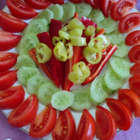 Holiday Bungalows & Food Плав Стая снимка